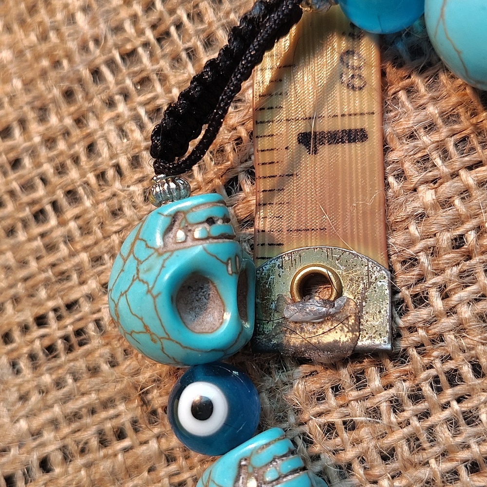 💀Turquoise Color Howlite Adjustable Skull Bead Bracelet - Picture 5 of 5